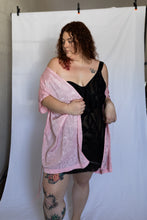 Load image into Gallery viewer, Intimate Moods Plus Size Short Robe
