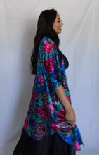 Load image into Gallery viewer, Kathryn Floral Robe
